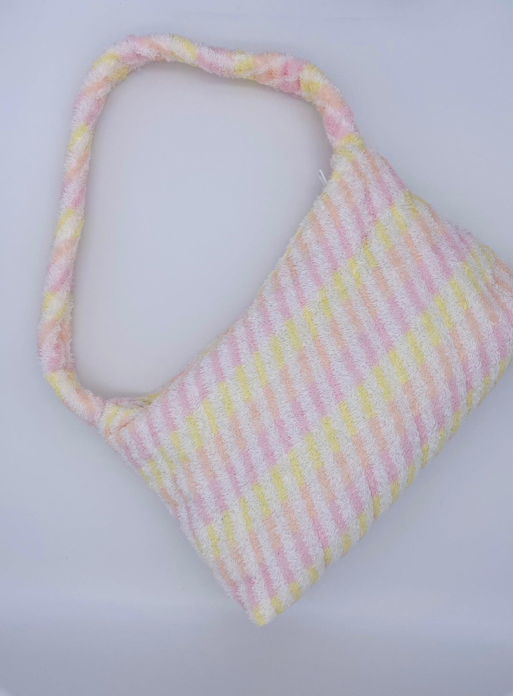 upcycling bag vintage terry towel bonbon pink fluffy handmade padded