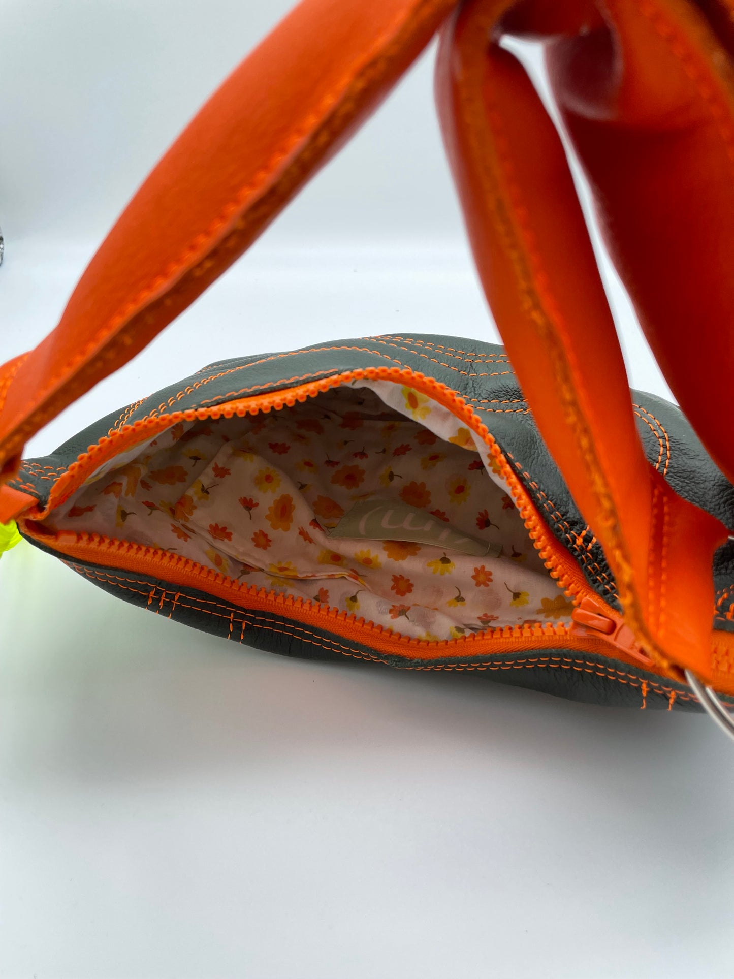 upcycling leather bag flower inlay orange green waves padded