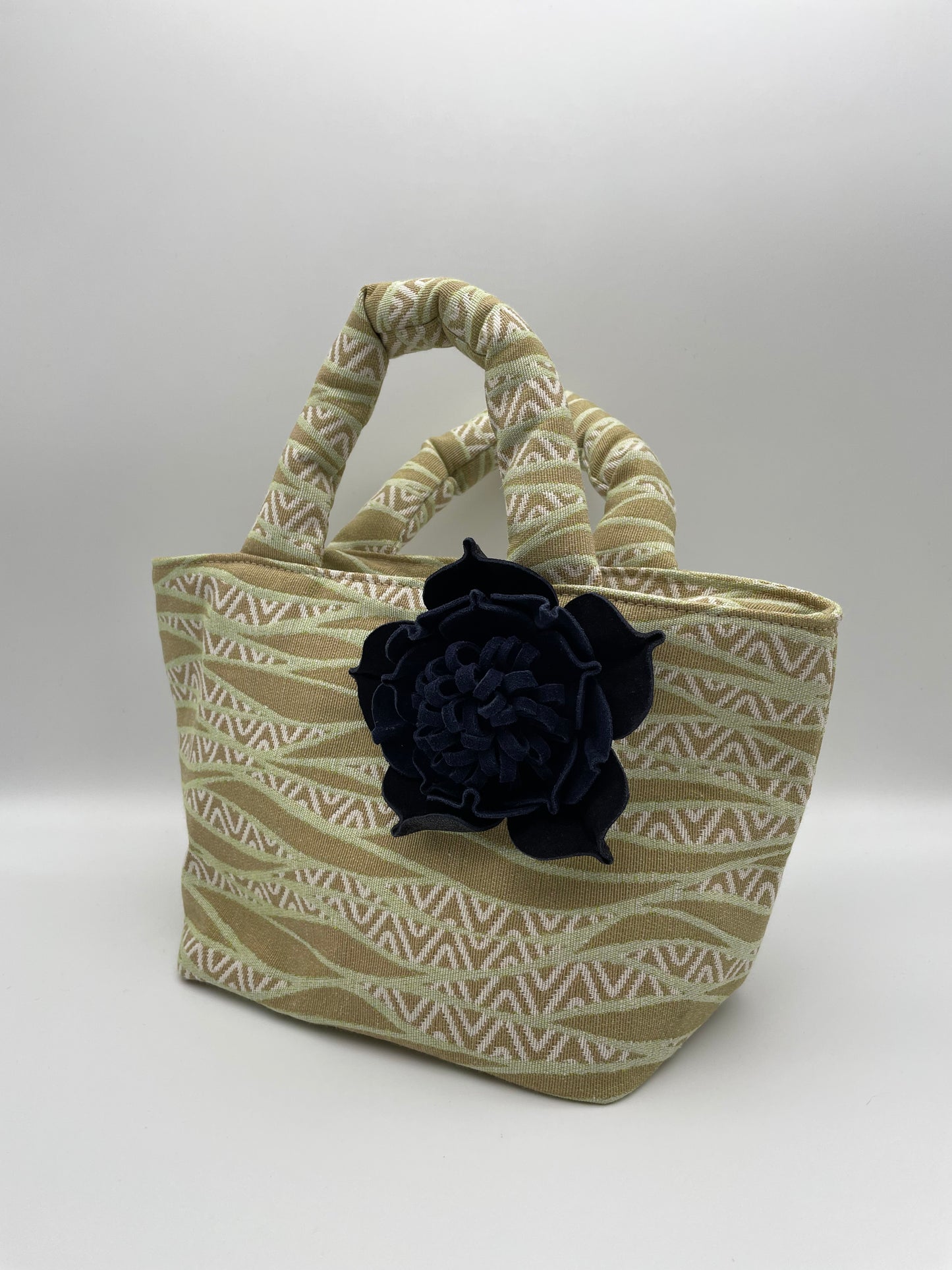 Upcycling brooch leather flower navi blue handmade bag jewlery on bag