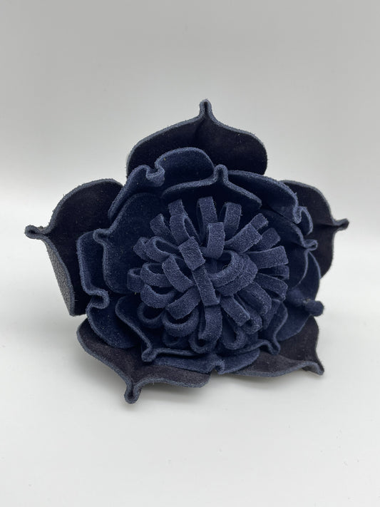 Upcycling brooch leather flower navi blue handmade bag jewlery