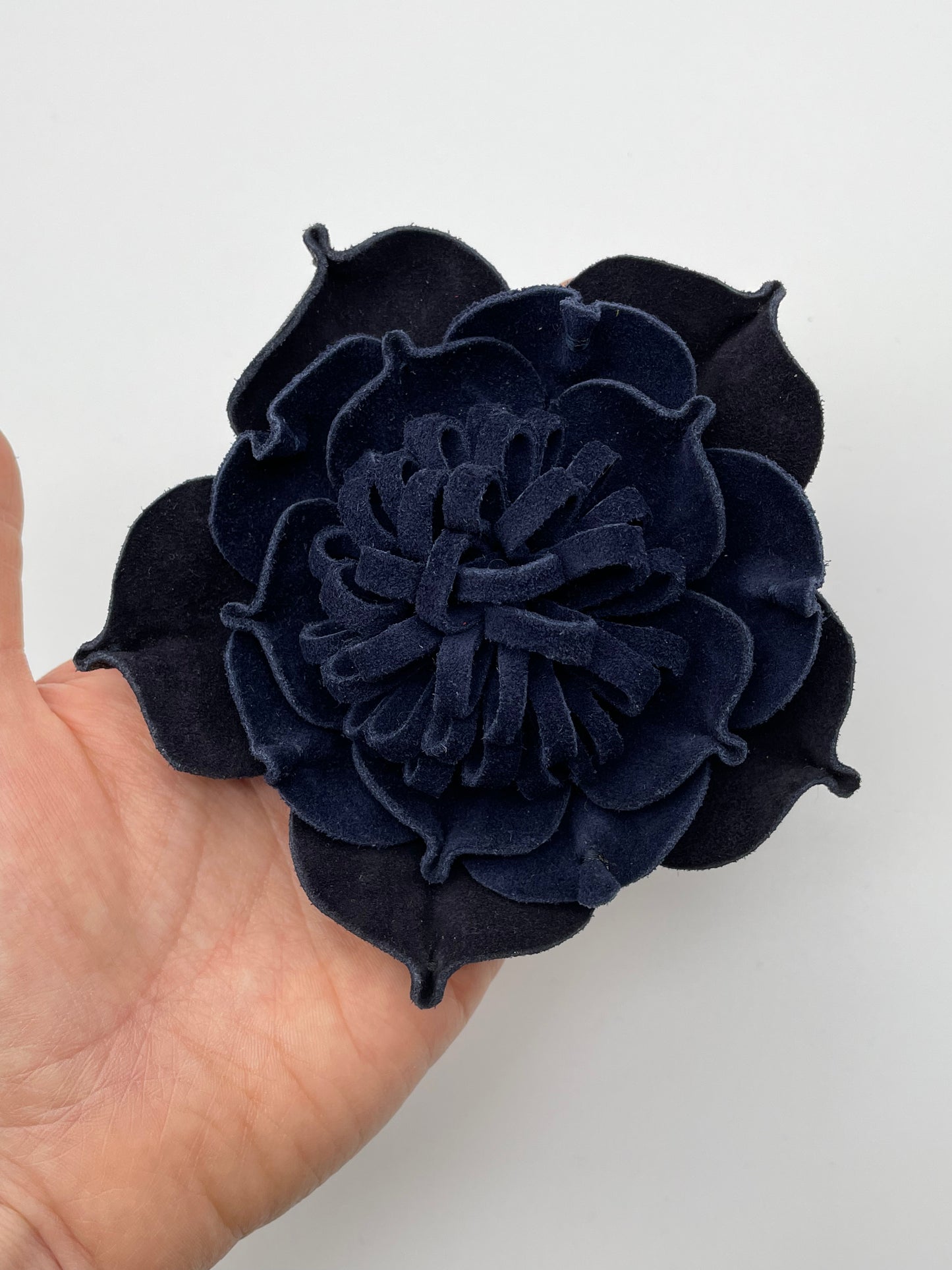 Upcycling brooch leather flower navi blue handmade bag jewlery