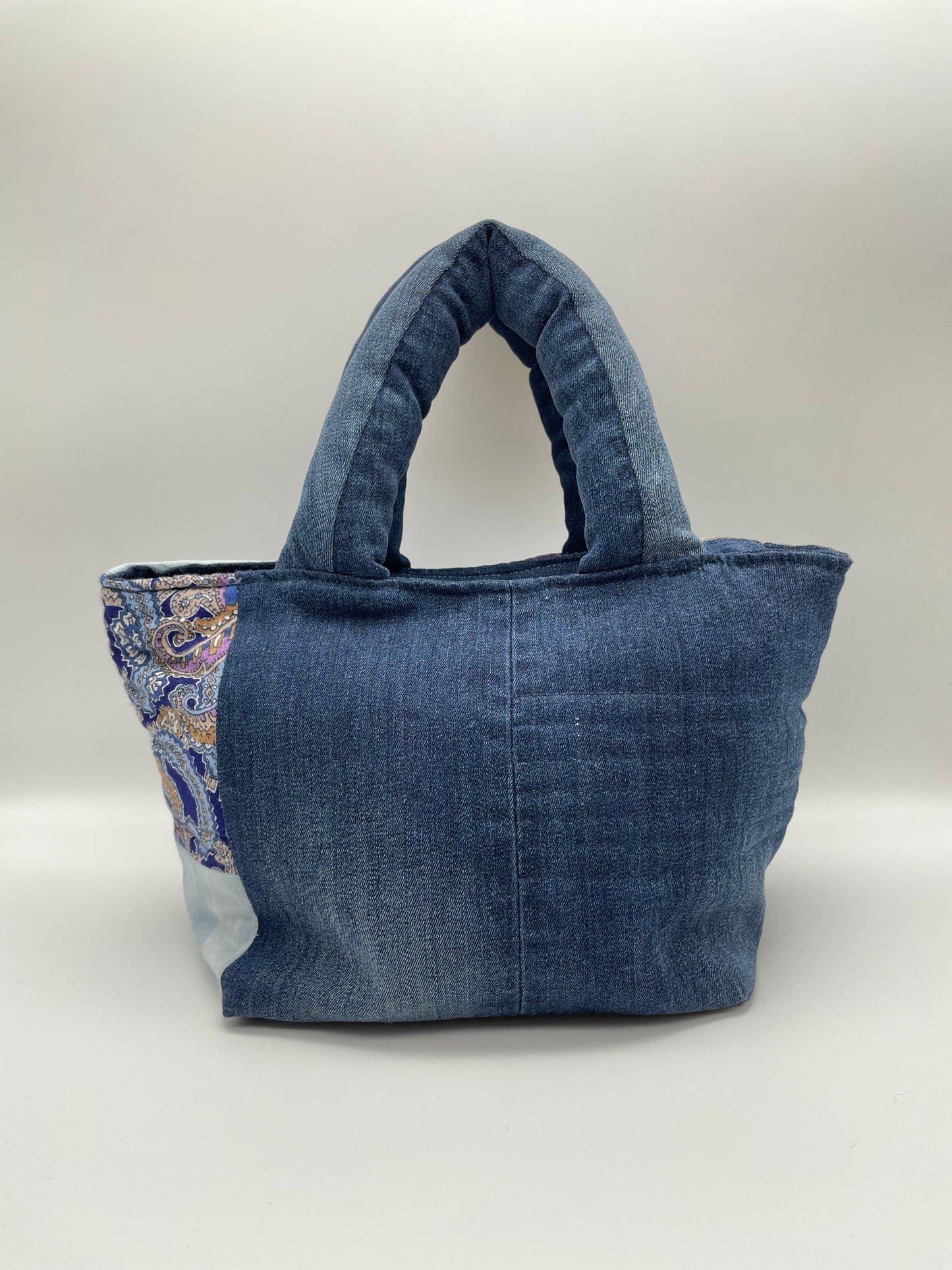 Upcycling bag YARA denim jeans handbag patchwork bag paisley look padded handle