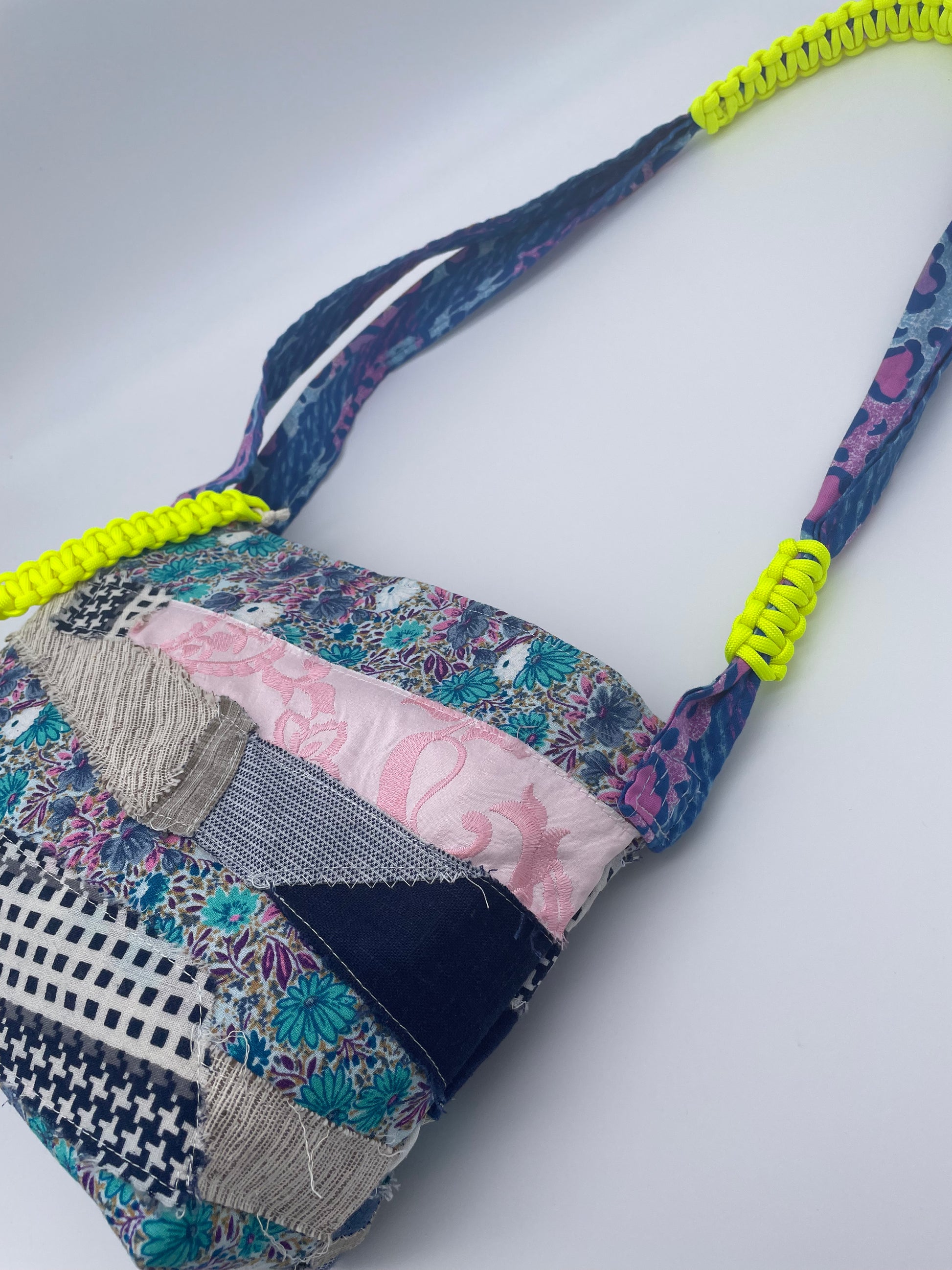 Upcycled Patchwork Linen Boxy Pouch Coin Purse Earphone AirPod Pouch  Sustainable Gift Recycled Repurposed Slow Fashion 