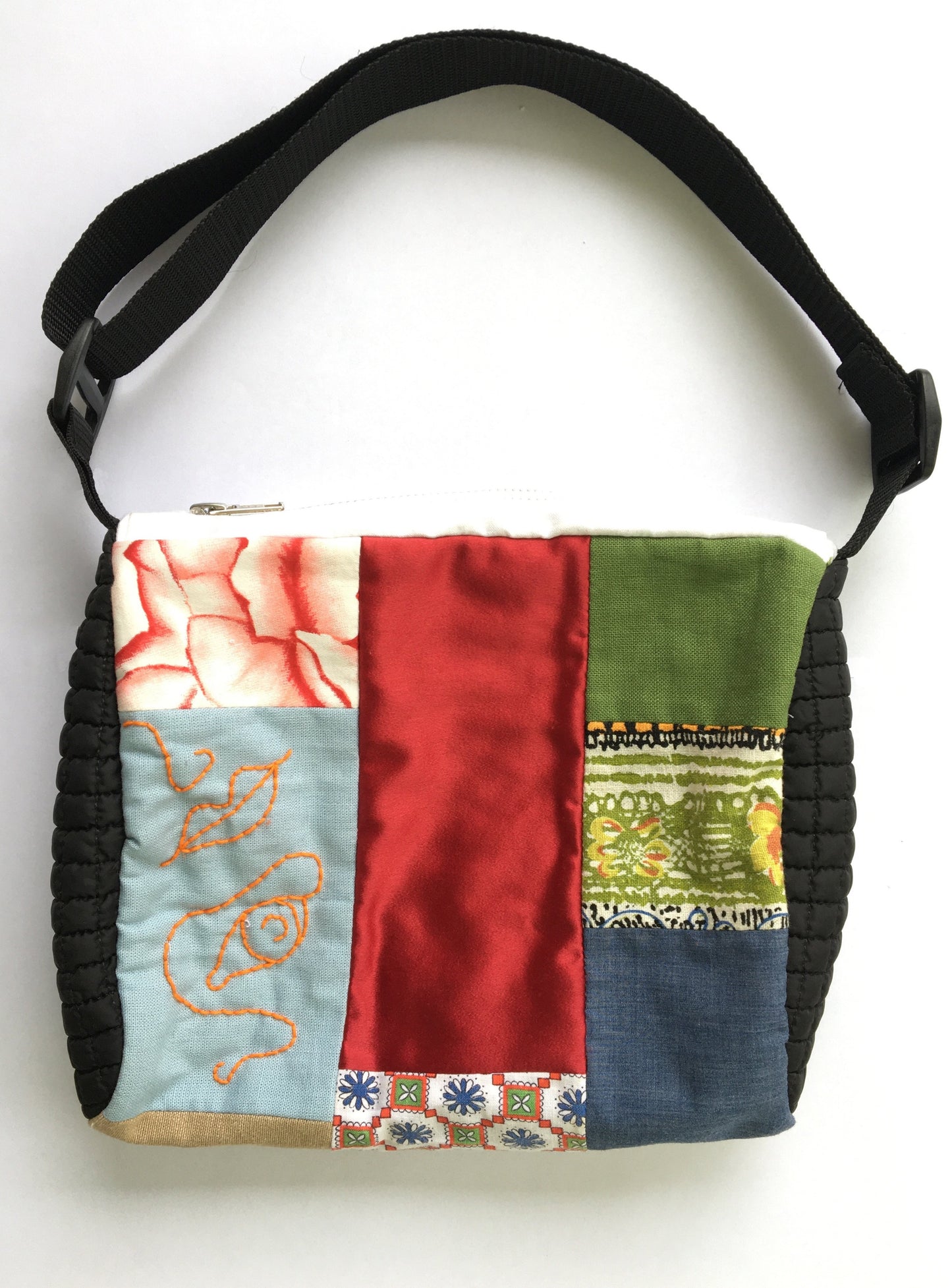 Upcycling patchwork bag AMY